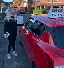 Jessica passed her driving test at Bolton driving test centre on 22 November 2021. Another first time pass with only 3 driving faults.
