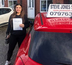 Elisha passed her driving test at Bolton driving test centre on 3rd November 2020.  A great drive in pouring rain and only 3 faults and great feedback from the examiner.