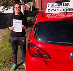 Emma on passed her driving test at Bolton driving test centre on 8 October 2020. Another first time pass and ZERO faults.