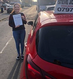 Melodie passed her driving test at Bolton driving test centre on 31 October 2019.  A great drive with only one driving fault.